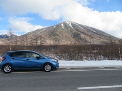 男体山